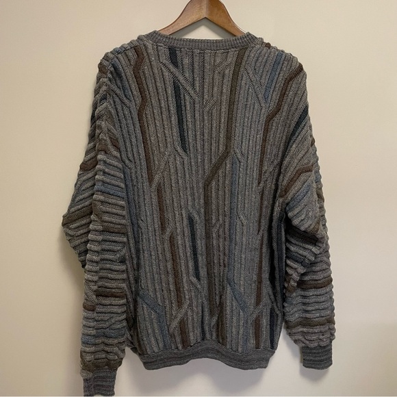 Tosani Vibtage 3D Knit Coogie Style V-Neck Geometric Sweater Men’s Large - Picture 6 of 9